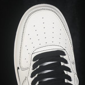 Nike Air Force 1 Low Casual Sneakers