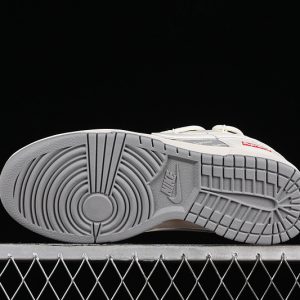 Nike SB Dunk Low Supreme
