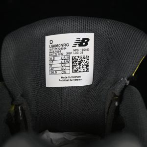 New Balance 9060 Tea