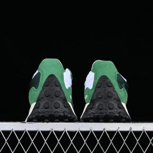 New Balance 230