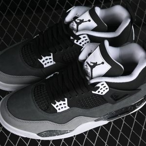 Nike Jordan 4