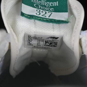 New Balance 230