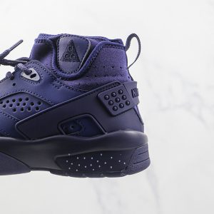 Nike ACG