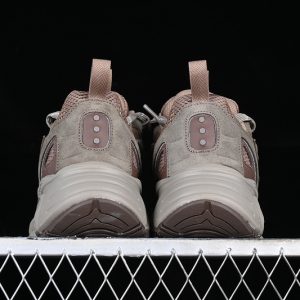 Saucony