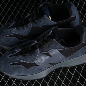 New Balance 230