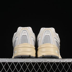 New Balance 740