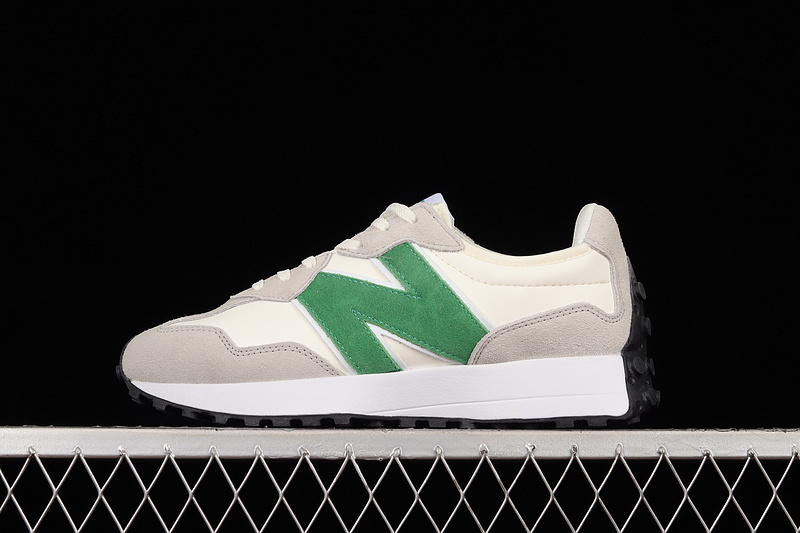 New Balance 230