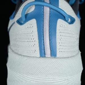 Saucony