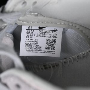 Nike SB Dunk Low Cdg