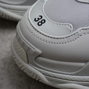 Balenciaga Triples S Sneaker Fur Lf