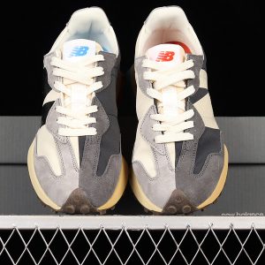 New Balance 230