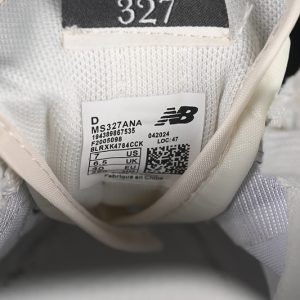 New Balance 230