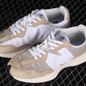 New Balance 230
