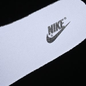 Nike SB Dunk Low Lv