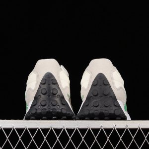 New Balance 230