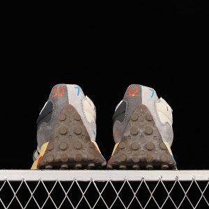 New Balance 230