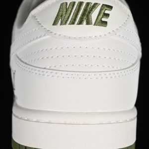 Nike SB Dunk Low Lv
