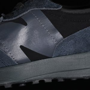 New Balance 230