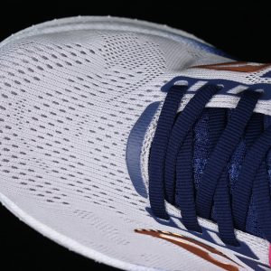 Saucony