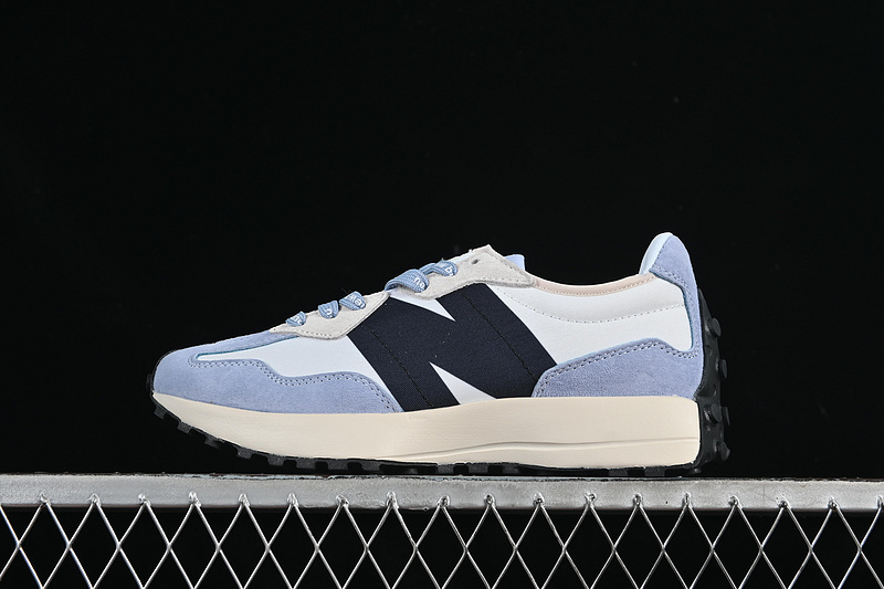 New Balance 230