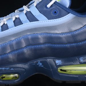 Nike Air Max 95 Air Cushioned Running Shoes
