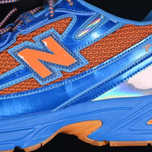 New Balance 740