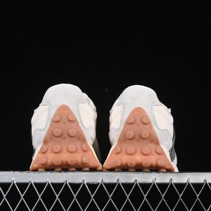 New Balance 230