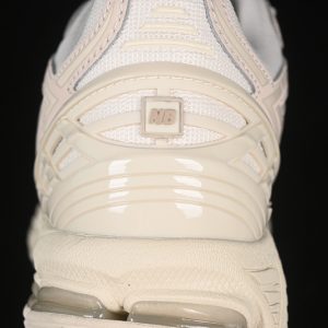 New Balance 1906