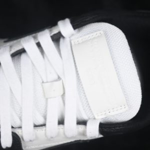 Off-White Out Of Office Low Top Fashionable Sneakers