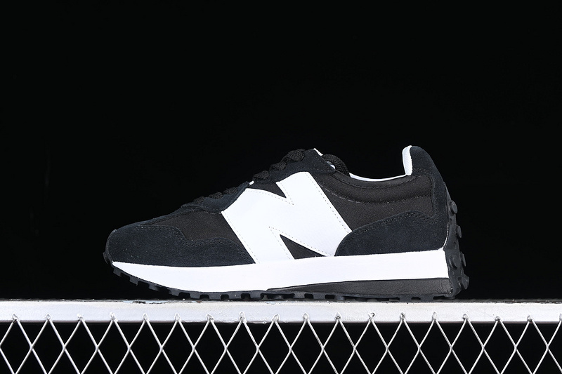New Balance 230