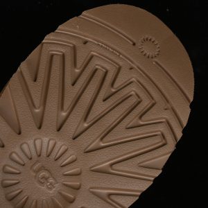 Ugg Neumel Moc Maroom