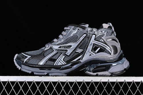 Balenciaga Runner Kith Four.color