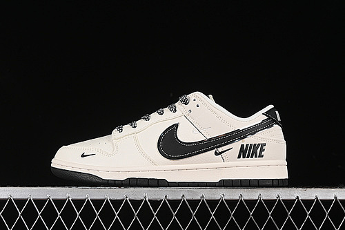 Nike SB Dunk Low Supreme