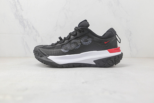 Nike ACG