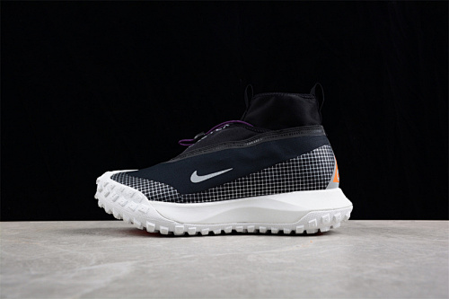 Nike ACG