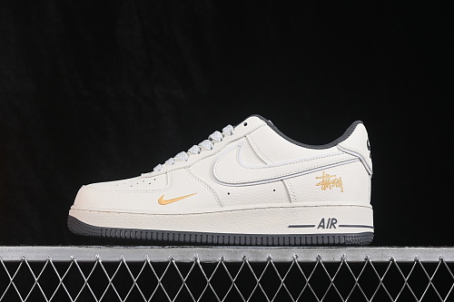 Nike Air Force 1 Low Casual Sneakers