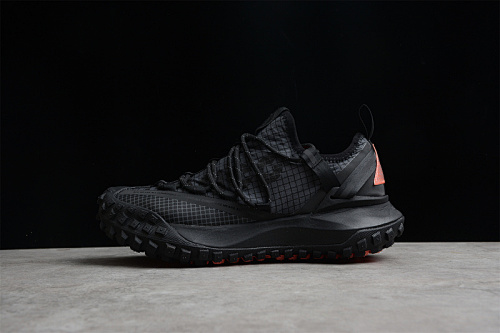 Nike ACG