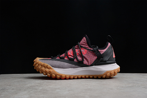 Nike ACG