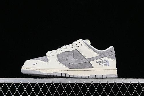 Nike SB Dunk Low