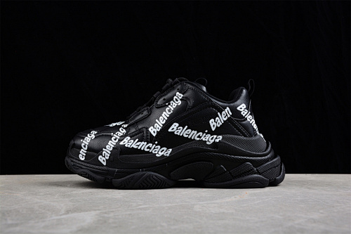 Balenciaga Triple S 3.0 Sneakers
