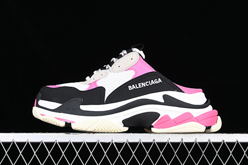 Balenciaga Triple S
