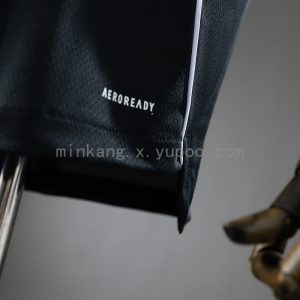 Mercedes-AMG F1 Petronas Formula One Team Technician Suit